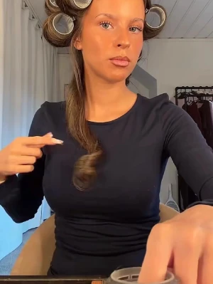 Marinblå topp från Gina  - Super cutie ! 