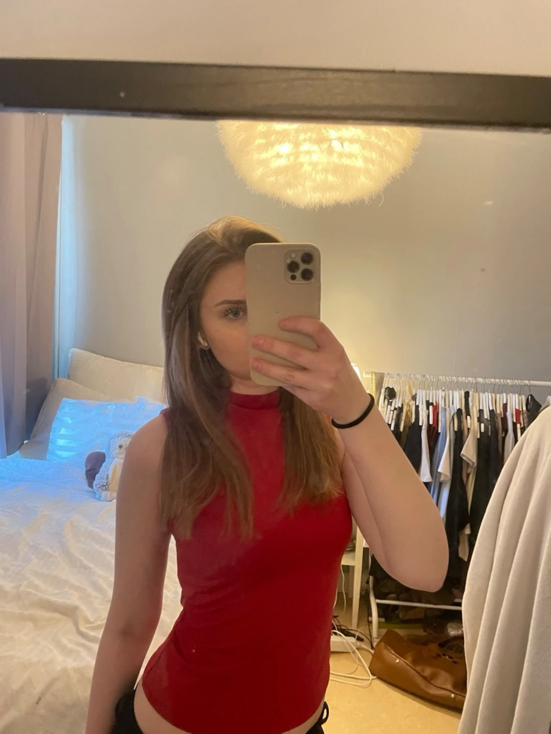 Röd ärmlös topp med hög hals - 3