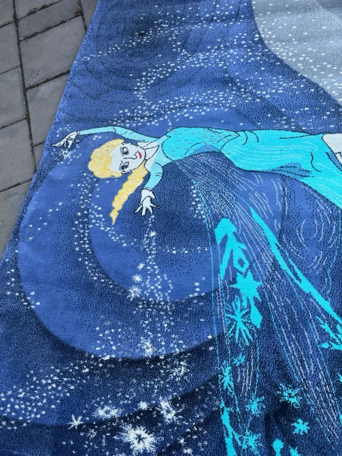 Blå matta med frostmotiv - 1