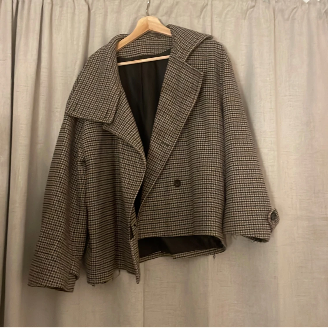 Rutig kappa från Arket