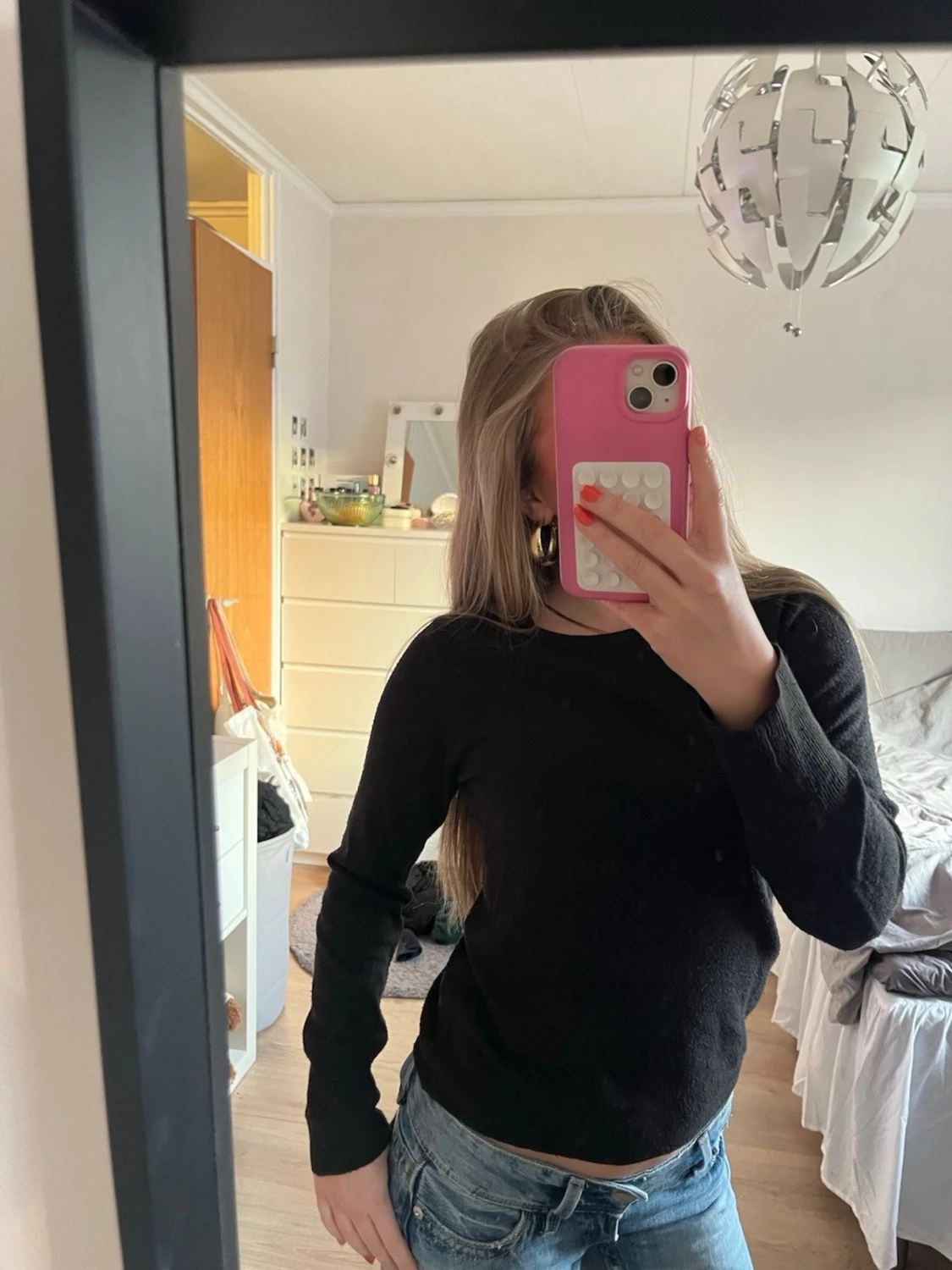 Svart långärmad tröja - 1