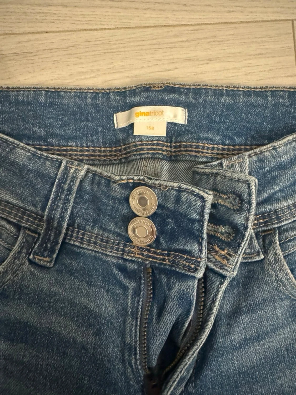 Blå bootcut jeans  - 2