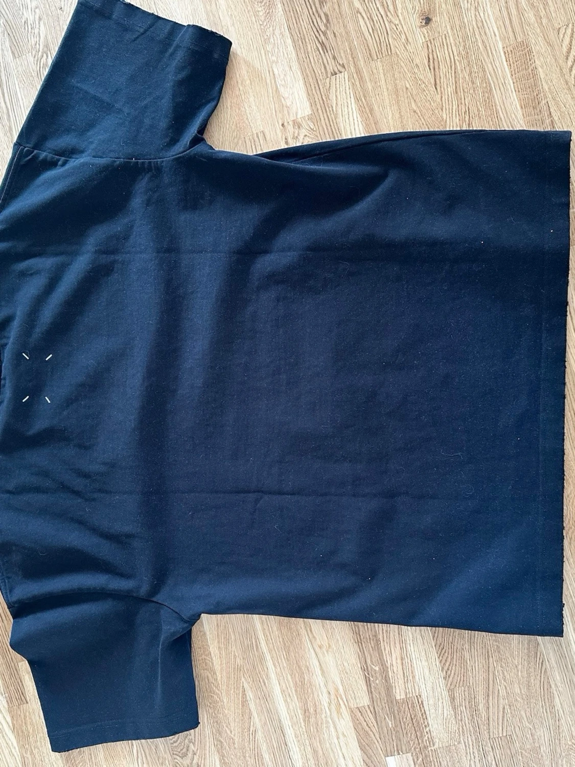 Svart t-shirt från MM6 Maison Margiela - 2