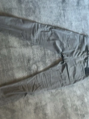 Replay jeans - Snygga grå jeans från replay w30 längd 30