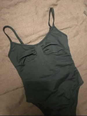 Shein- Body svart  - Shein  Body  Svart  Stl. Xxs  Aldrig använd. Helt ny!!