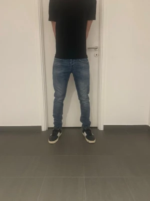 Dondup George jeans - Säljer nu dessa feta Dondup George jeans, skriv för fler bilder/frågor😊