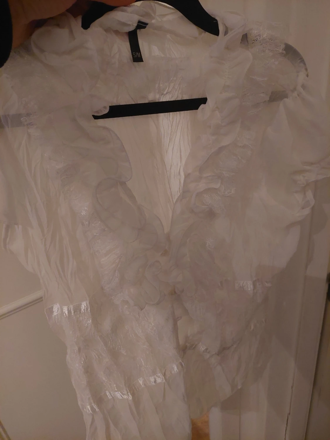 Vit volangblus från H&M - 1