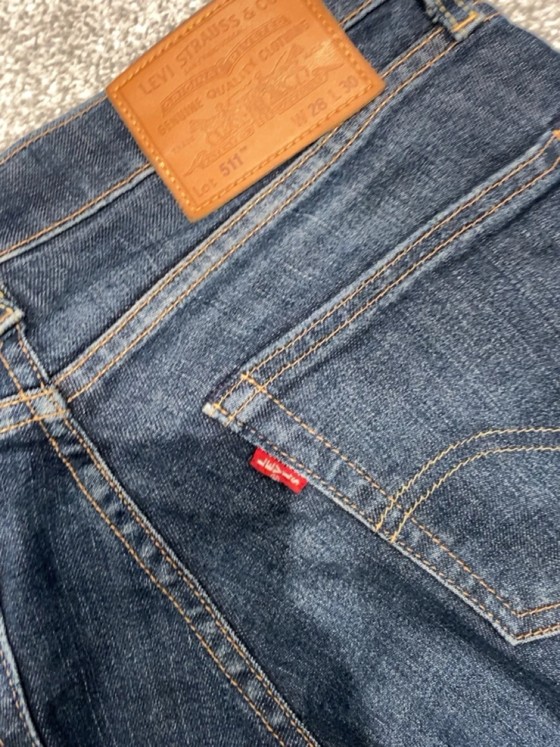 Mörkblå Levi's 511 jeans - 2