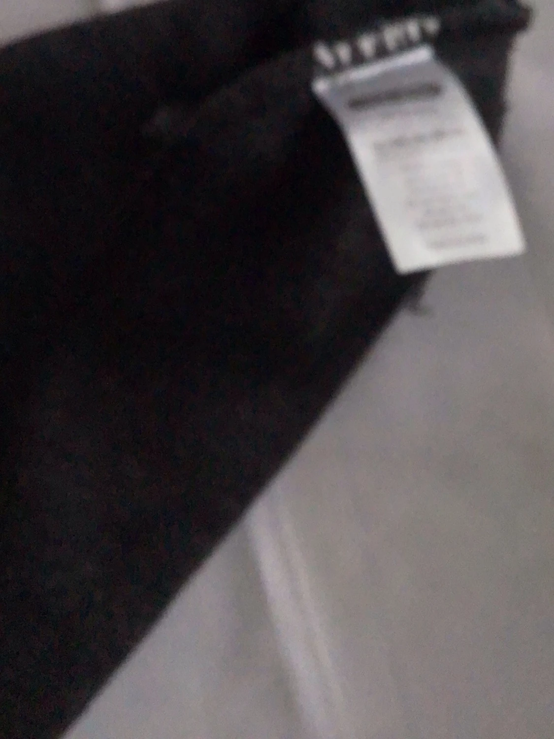 Mörkgrå enkel mössa i ullblandning - 1