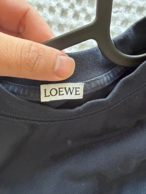 Loewe t shirt - Kan ta emot byte också. Strl M