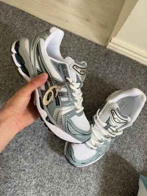 Asics GEL Nyc gray and white shoes - Size 44, true to size. Unused, brand new and fresh. Please feel free to ask questions.