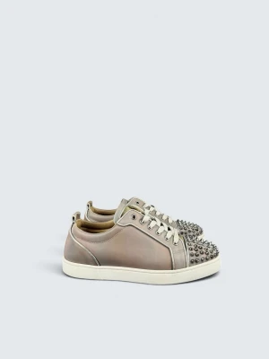 Christian Louboutin Sneaker - Skick: 8/10, lite missfärgade. | Ingår: endast skorna. | Nypris: +- 8000 SEK.