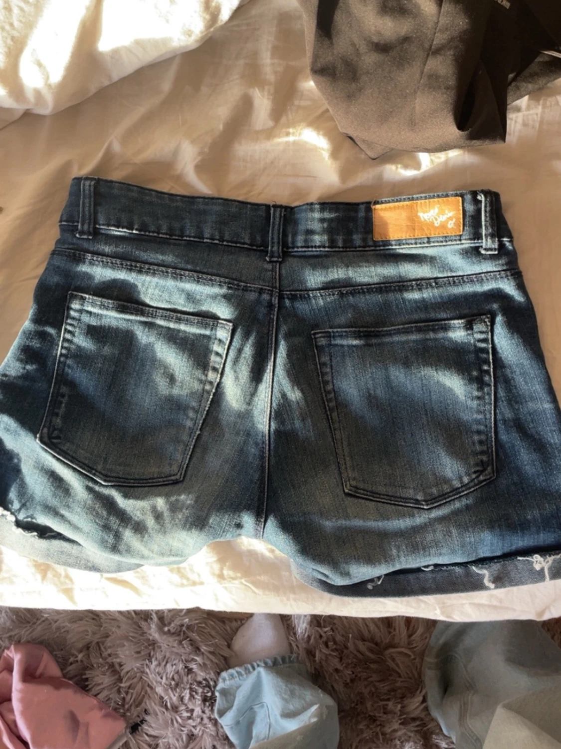 Låg midjade jeansshorts - 3
