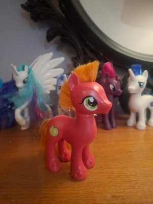 Big Mac My Little Pony g4.5 - Den enda brushable av big mac från My Little Pony The Movie. Fin kondition med lite torr svans