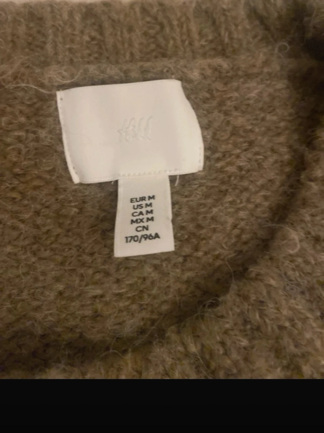 Beige stickad tröja från H&M - 1