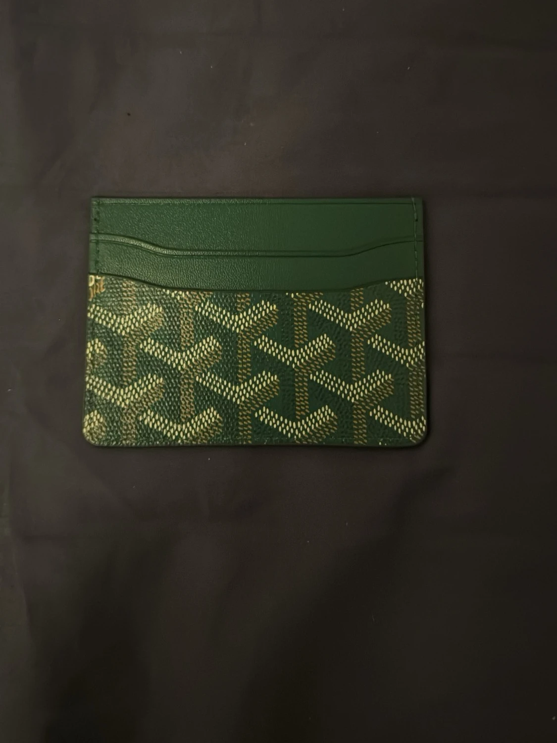 Grön kortfodral kommer med box! - 2