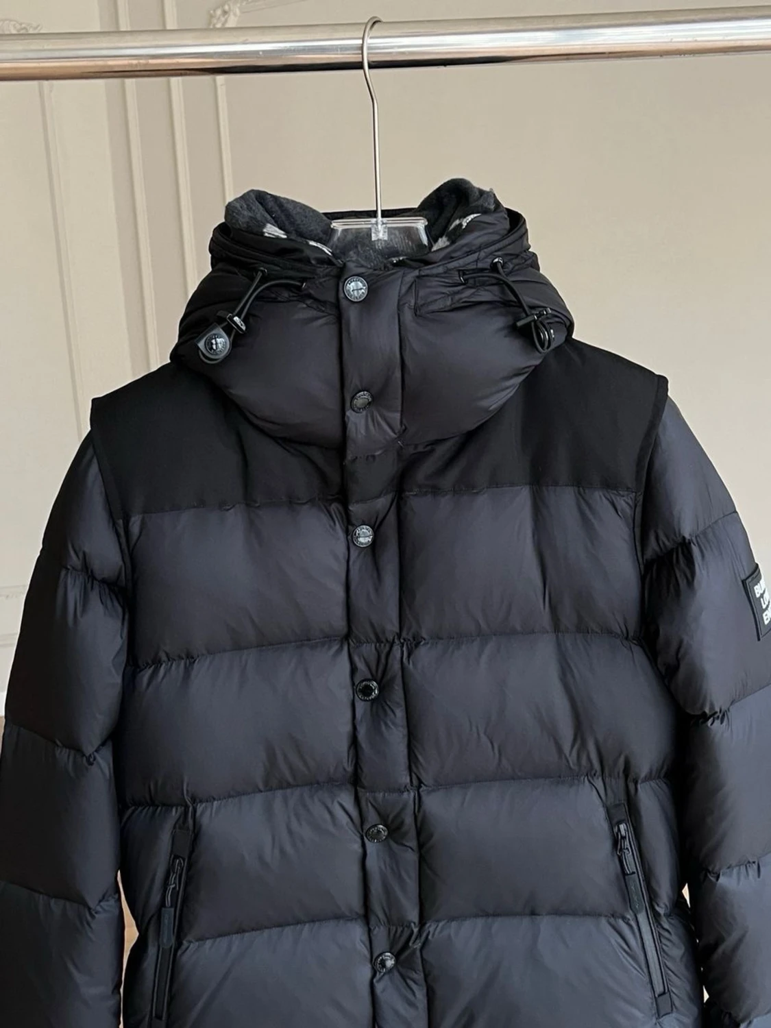 Svart dunjacka med huva Burberry - 6