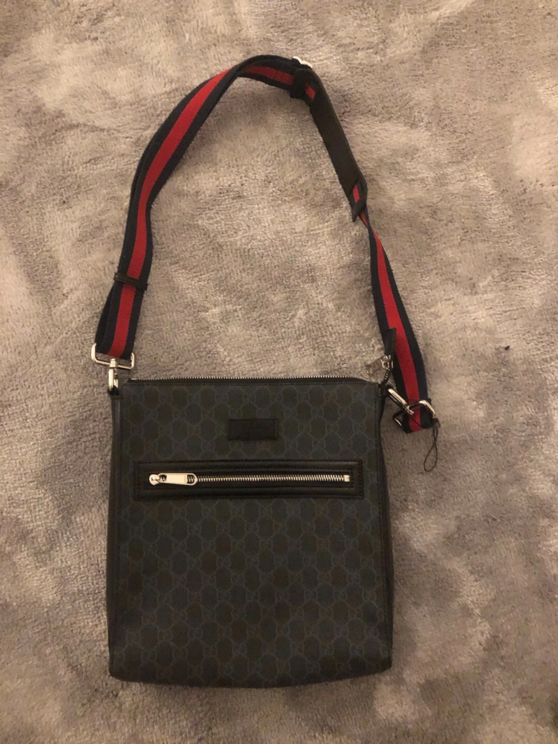 Två gucci väskor - 1