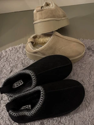 Lager 157 skor (helt oanvända) - Aldrig fått användning av dessa, bara haft de i garderoben. I princip nya. 70kr stycket. Strl 36/37