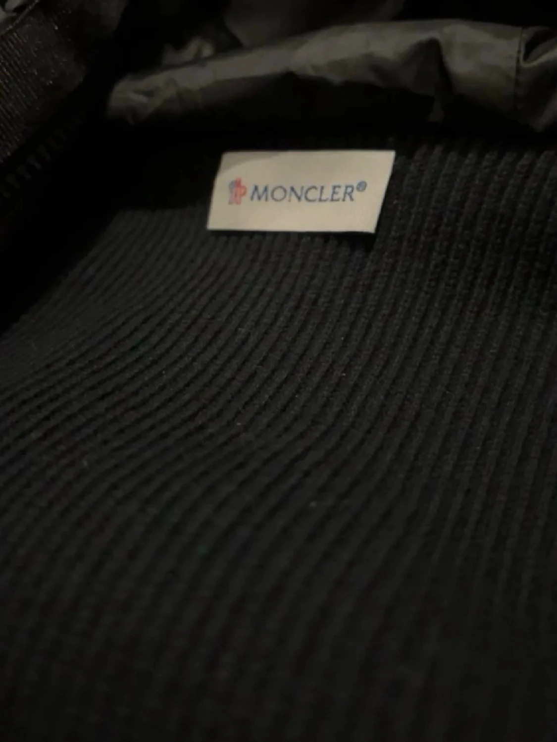 Svart dunjacka med stickade ärmar Moncler - 3