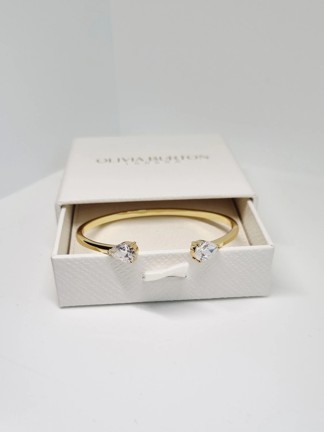 Guldfärgat armband 18k guldpläterat  - 2