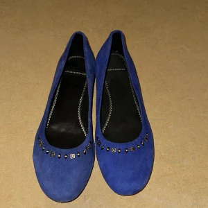 Balerinaskor - Aldrig använda Balerinaskor 