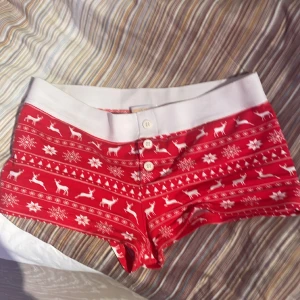 Gina tricot shorts  - Juliga korta shorts 