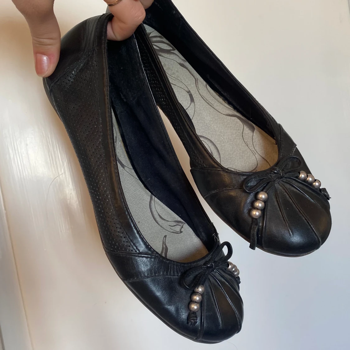 Svarta ballerinaskor 