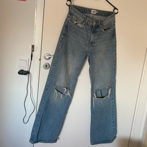 Byxor  - Väldigt bra skick knappast använd. Storlek S 