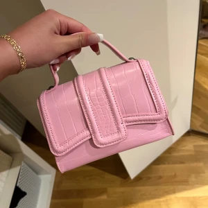 Väska - Väska från zara aldrig använd 