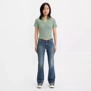 Lågmidjade Levi’s jeans - Endast provade men tog bort lappen tyvärr, 25x30 Lågmidjade  Färg show on the road. 500kr eller bud, Nypris 900kr