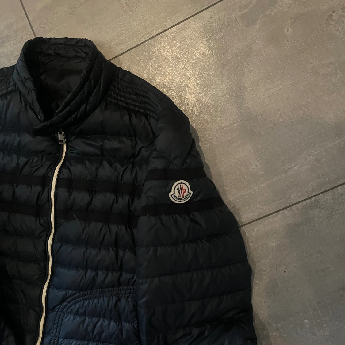 Moncler jacka - 90
