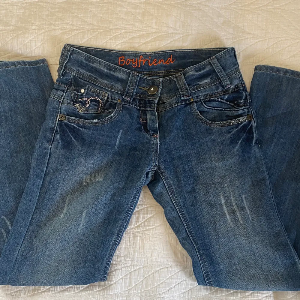 Supersöta jeans från Next🌸 Midjemått: 78cm Innerbenslängd: 77cm. Jeans & Byxor.