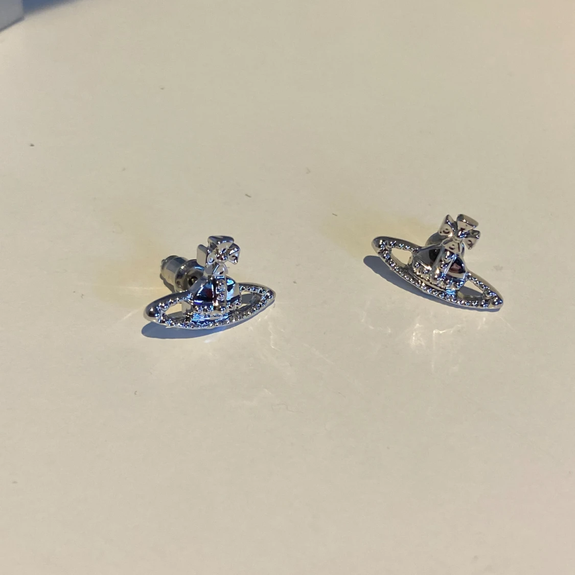 Vivienne Westwood örhängen