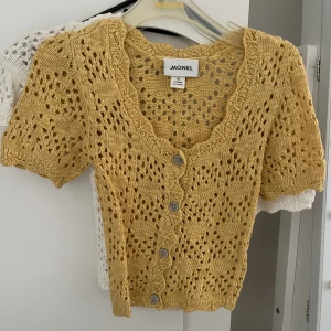 Kofta  - Super söt kofta från monki aldrig använd!