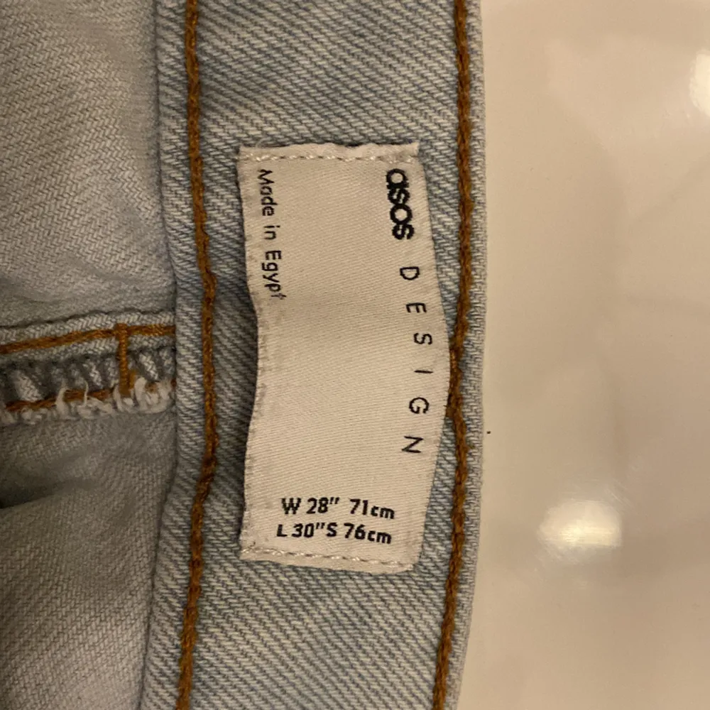Storlek W28” L30” Bra skick Loose passform. Jeans & Byxor.