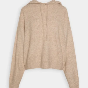 Stickad hoodie  - Något nopprig men ändå bra skick, otroligt mjukt material 💗