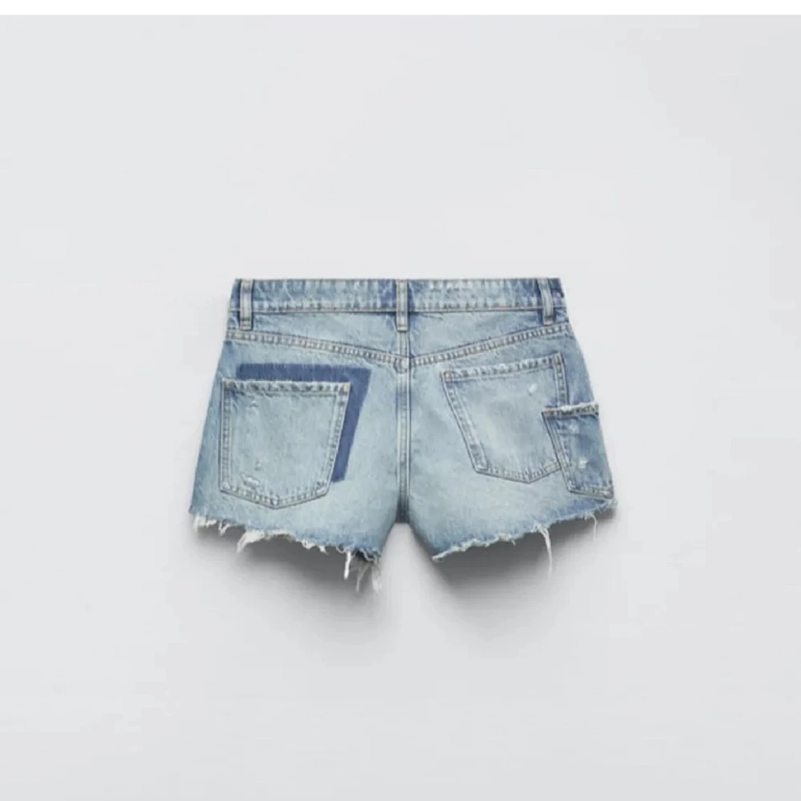 Jeansshorts från zara - 90