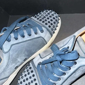 Christian Louboutins - Säljer mina loubs, ovanlig CW. Fint skick och nyligen gjordes en uppfräschning på dom. Inget OG tyvärr