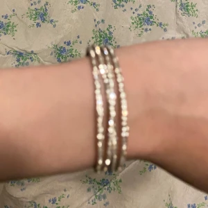 Armband  - Silvrigt armband 