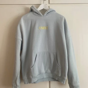 hoodie motel - hoodie från motel rocks, inget band i luvan se bilder!