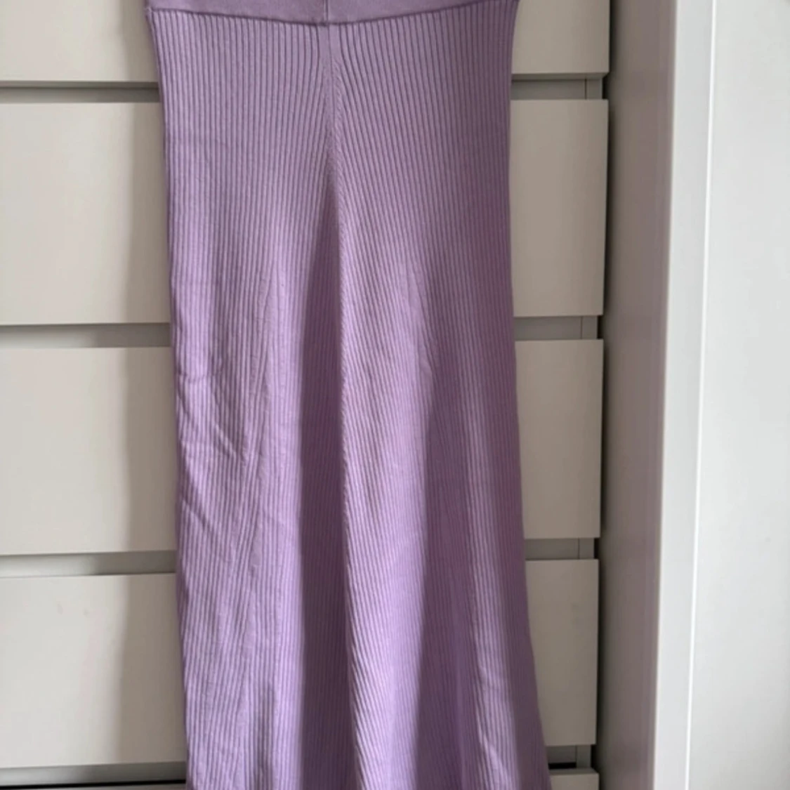 Lång kjol - Gina Tricot - Storlek S - 92