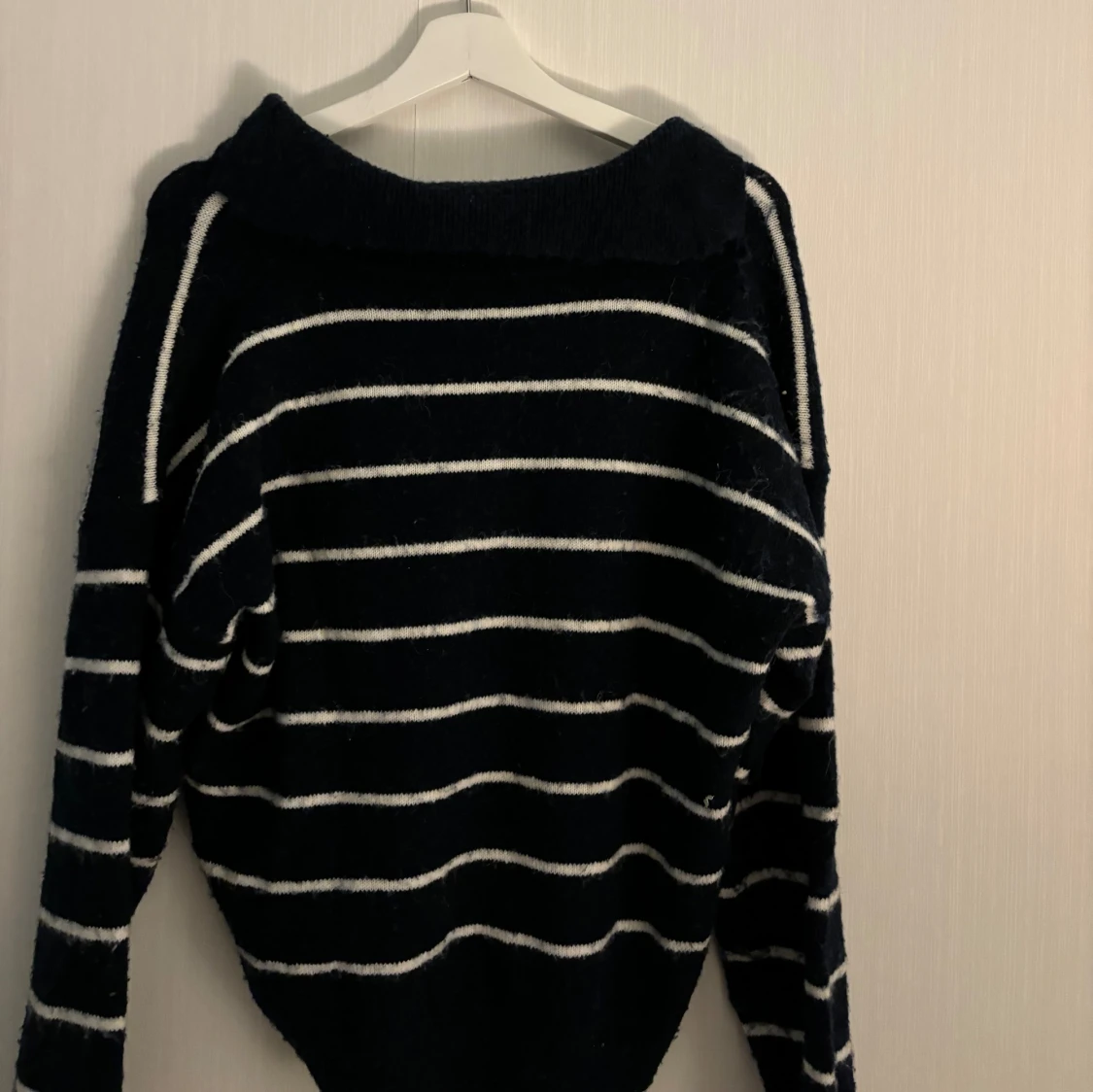 Stickad tröja  - 90