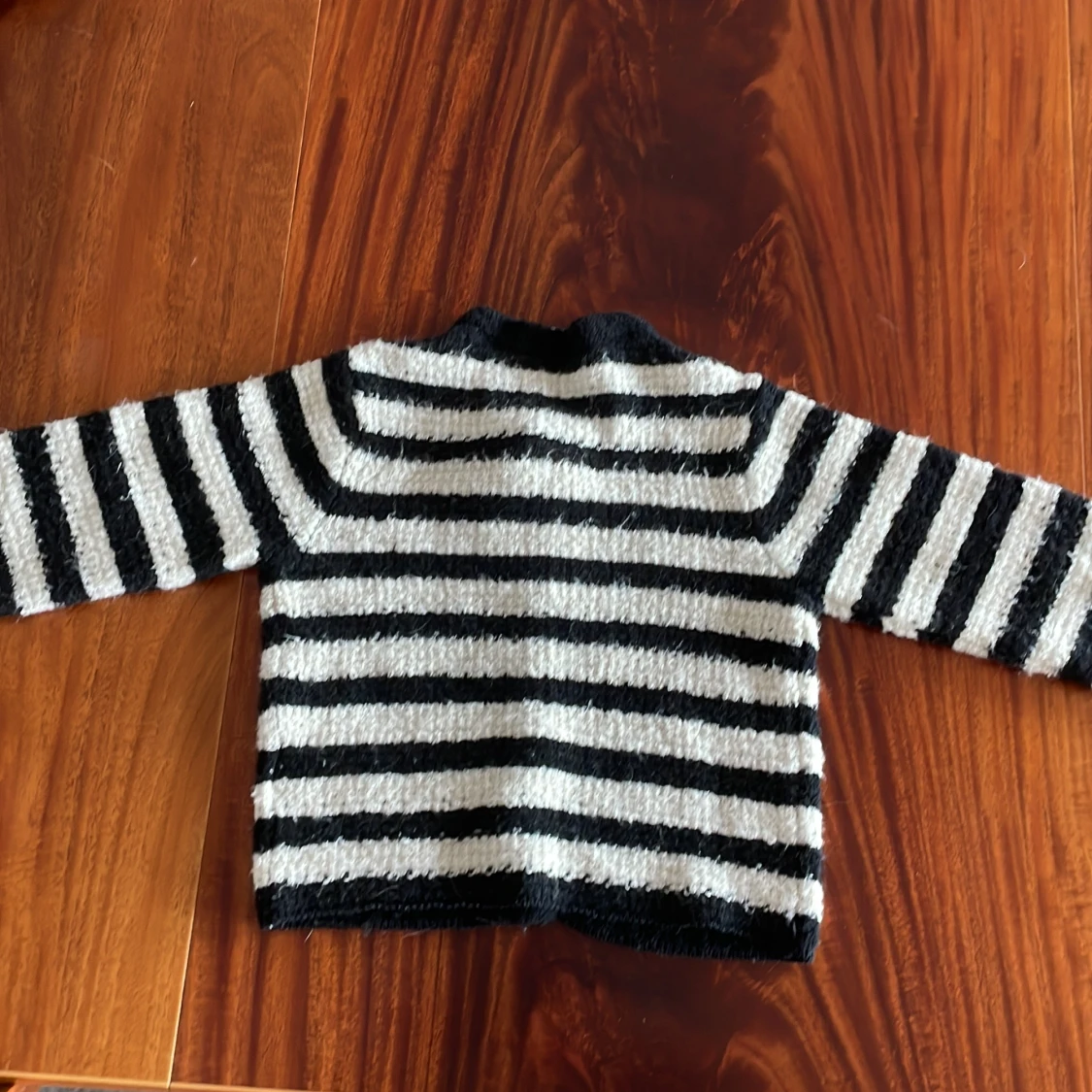 Randig tjocktröja 💖 - 90