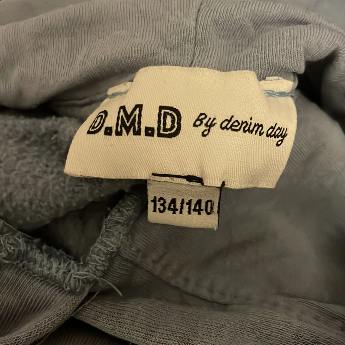 Grå hoodie från D.M.D by denim day - 91