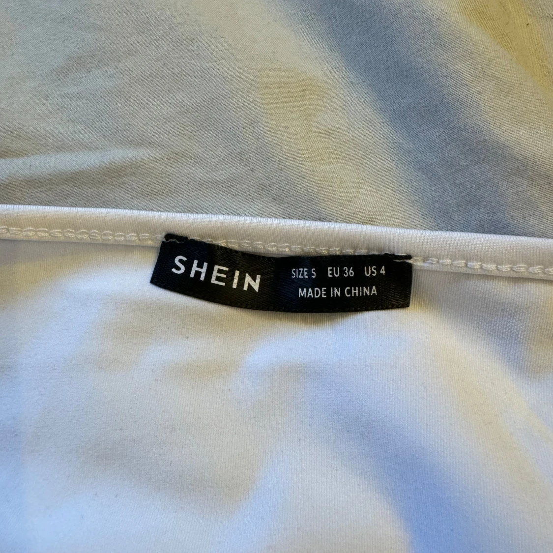 Backless halter top från shein - 91