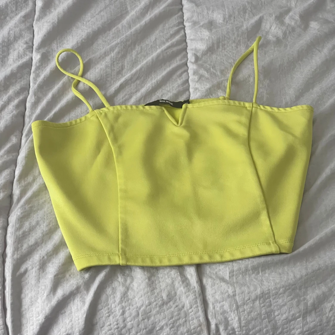 Kort grön/gult linne