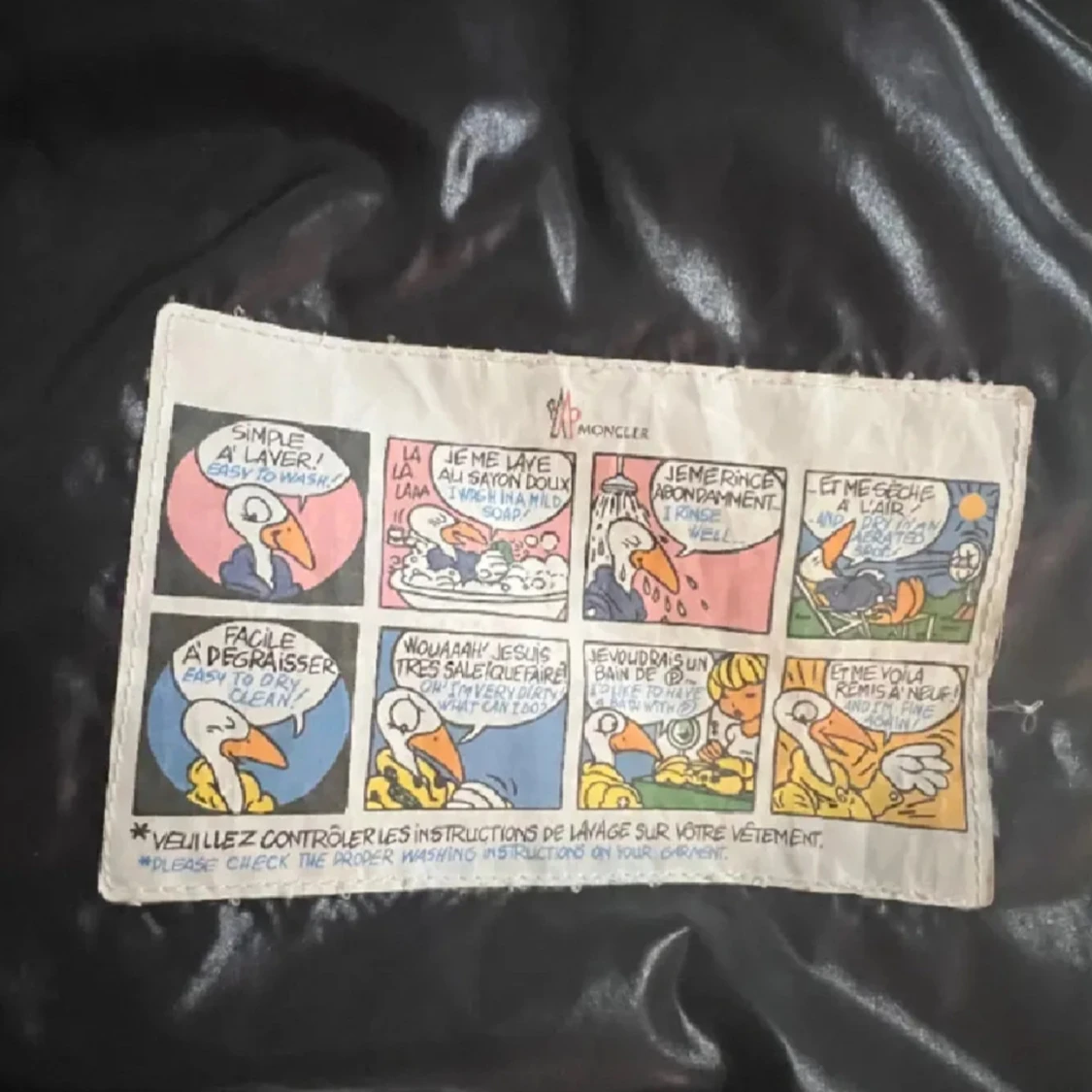 Svart pufferjacka från Moncler - 90