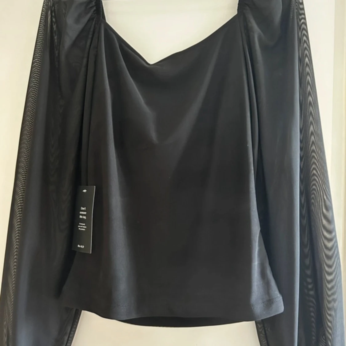 svart topp nakd  - 92