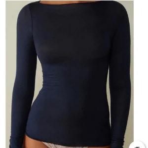 Intimissimi tröja  - Säljer denna intimissimi tröjan då den inte passade på mig, endast använd 1 gång❤️